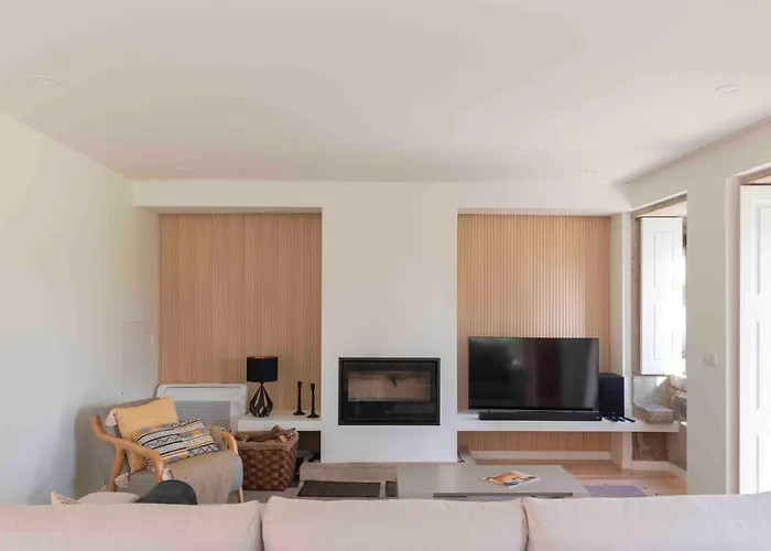 Casa Da Romeira Freixieiro de Soutelo